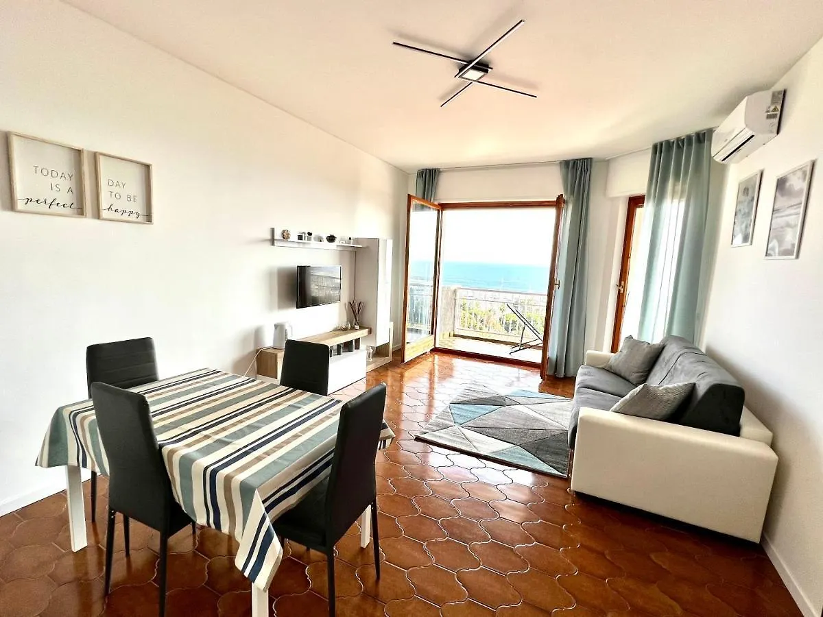 Apartment Special Home Vista Mare E Parcheggio Privato Sanremo Italy